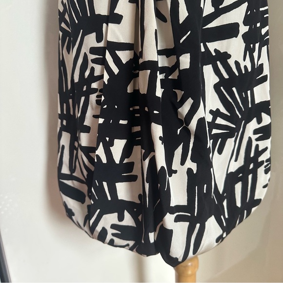 NWT Tibi New York Silk Bubble Hem Dress sz 8 - Picture 5 of 13